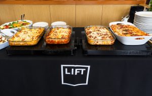 A comer fill catering